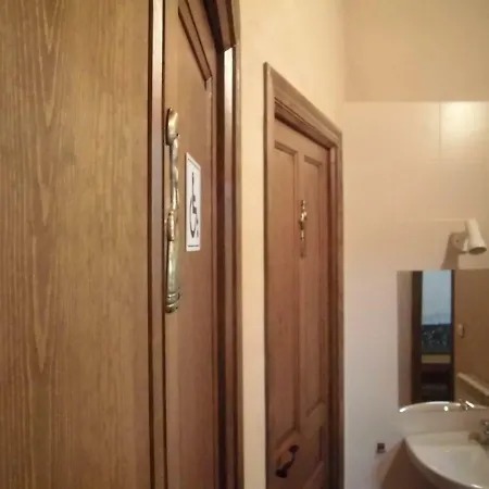 Turístico Eras Pensión *